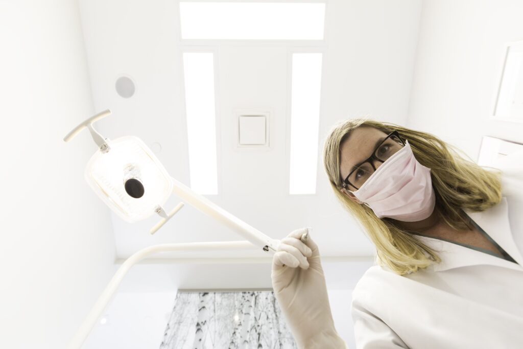Software de gestión de mejores prácticas para dentistas: una guía de 3 puntos